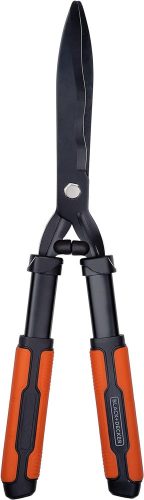 Sövényvágó  54cm hullámos penge  938gr BLACK+DECKER